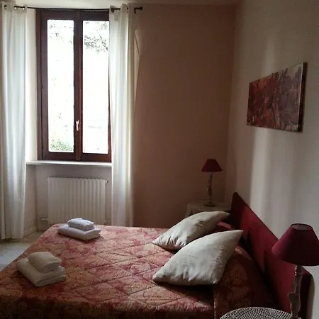 Hotel Gira Como
