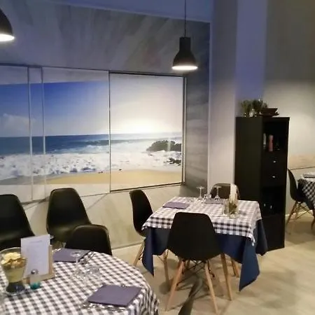 호텔 Gira *